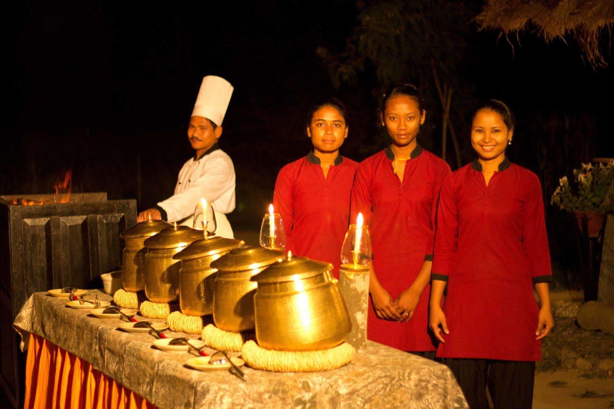 Machan Country Villa Kumarwarti Exteriör bild