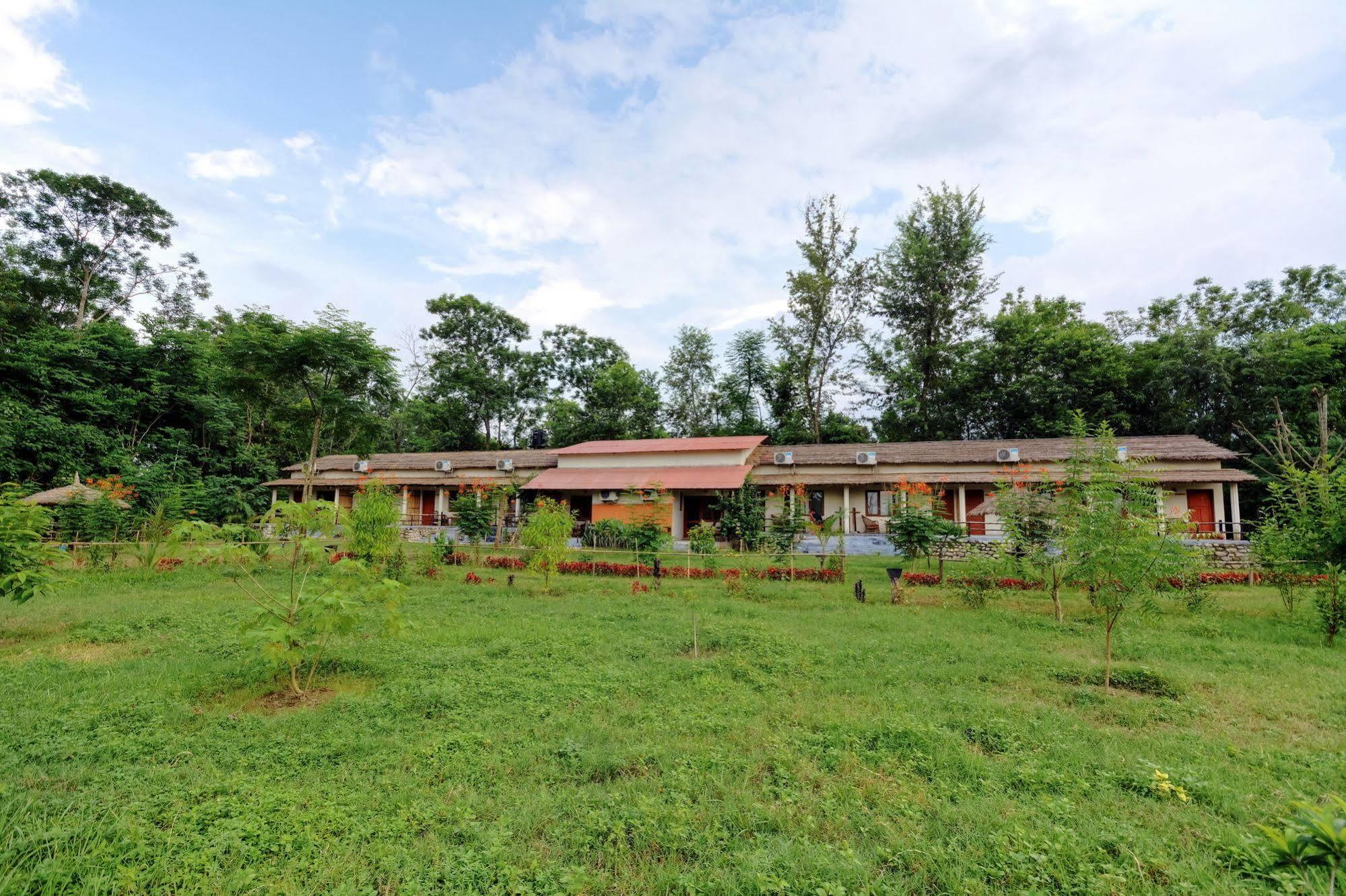 Machan Country Villa Kumarwarti Exteriör bild