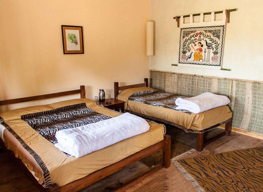 Machan Country Villa Kumarwarti Exteriör bild